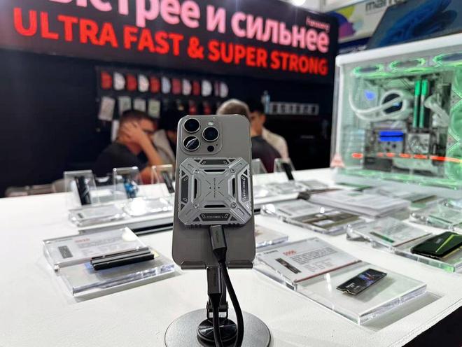 Sviaz消费电子盛会中国存储品牌科技出海战略再添里程碑！不朽情缘从欧亚腹地辐射全球：领德创科技亮相俄罗斯2025(图3)